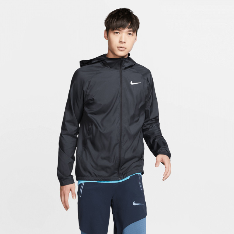Corta vento sales nike essential