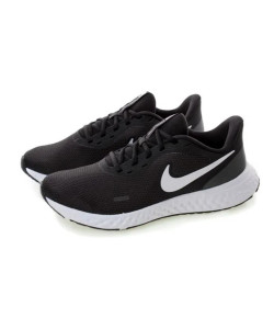 Tênis Nike Revolution 5 Preto e Branco